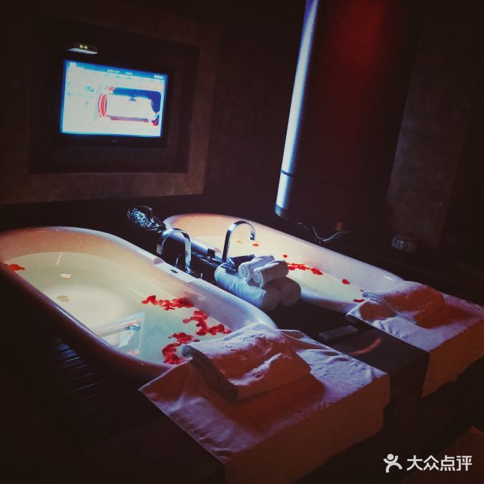 独特体验:上海泡浴会所--豪华环境，养生体验